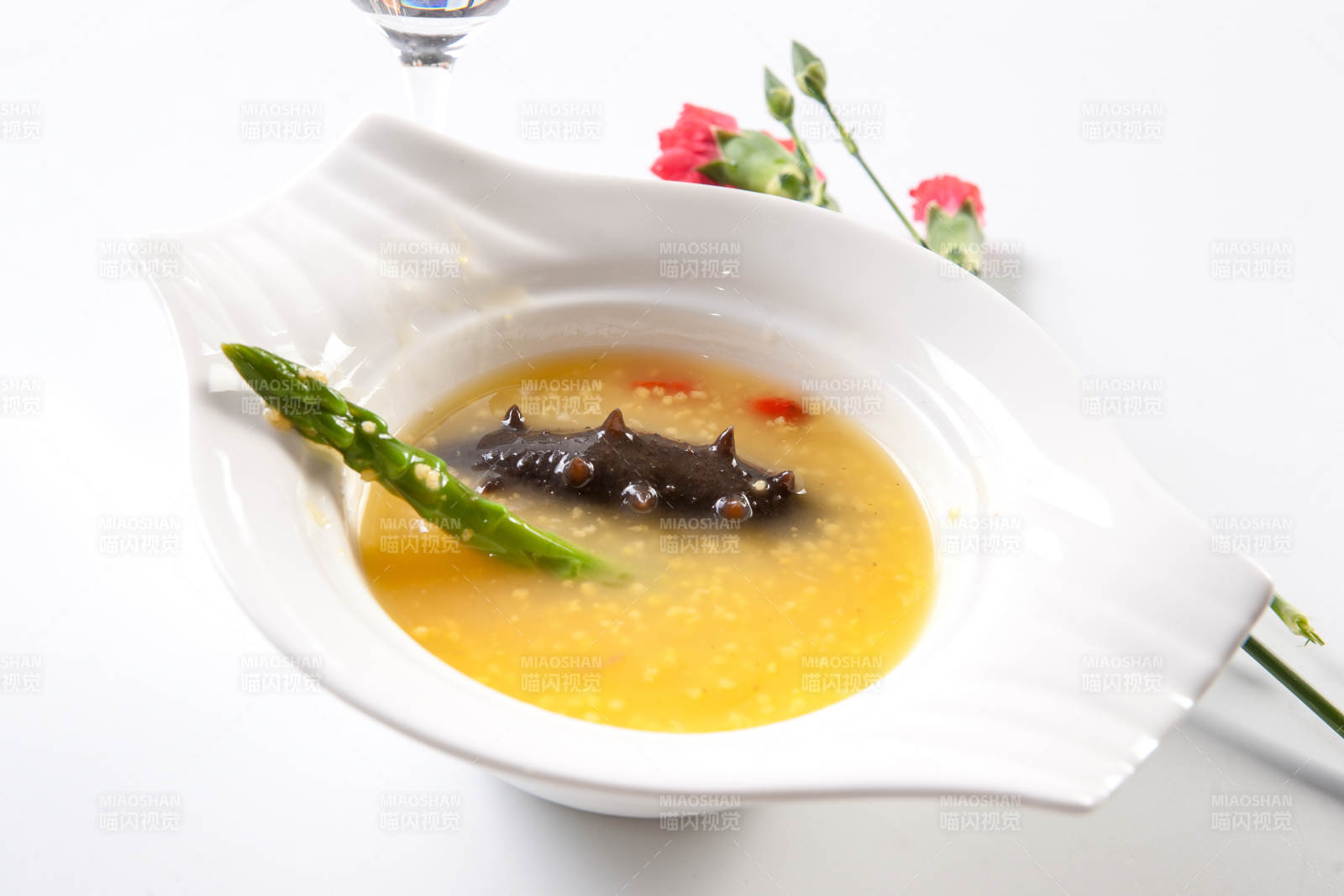 芦笋小米扣辽参图片