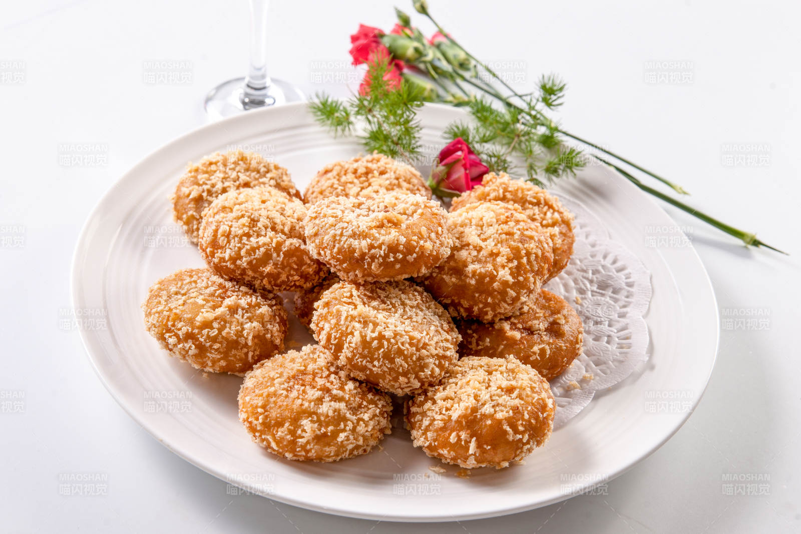 张垣坝上油炸黄糕图片