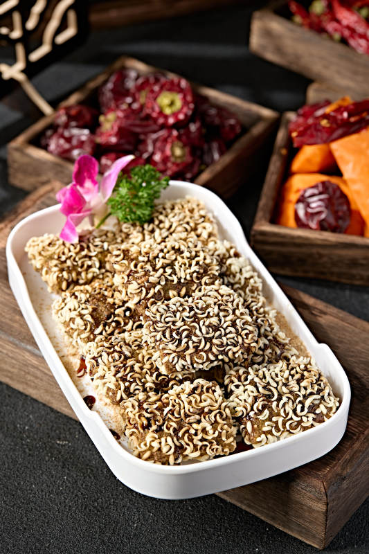 美味小吃野菜油炸脆滋粑图片