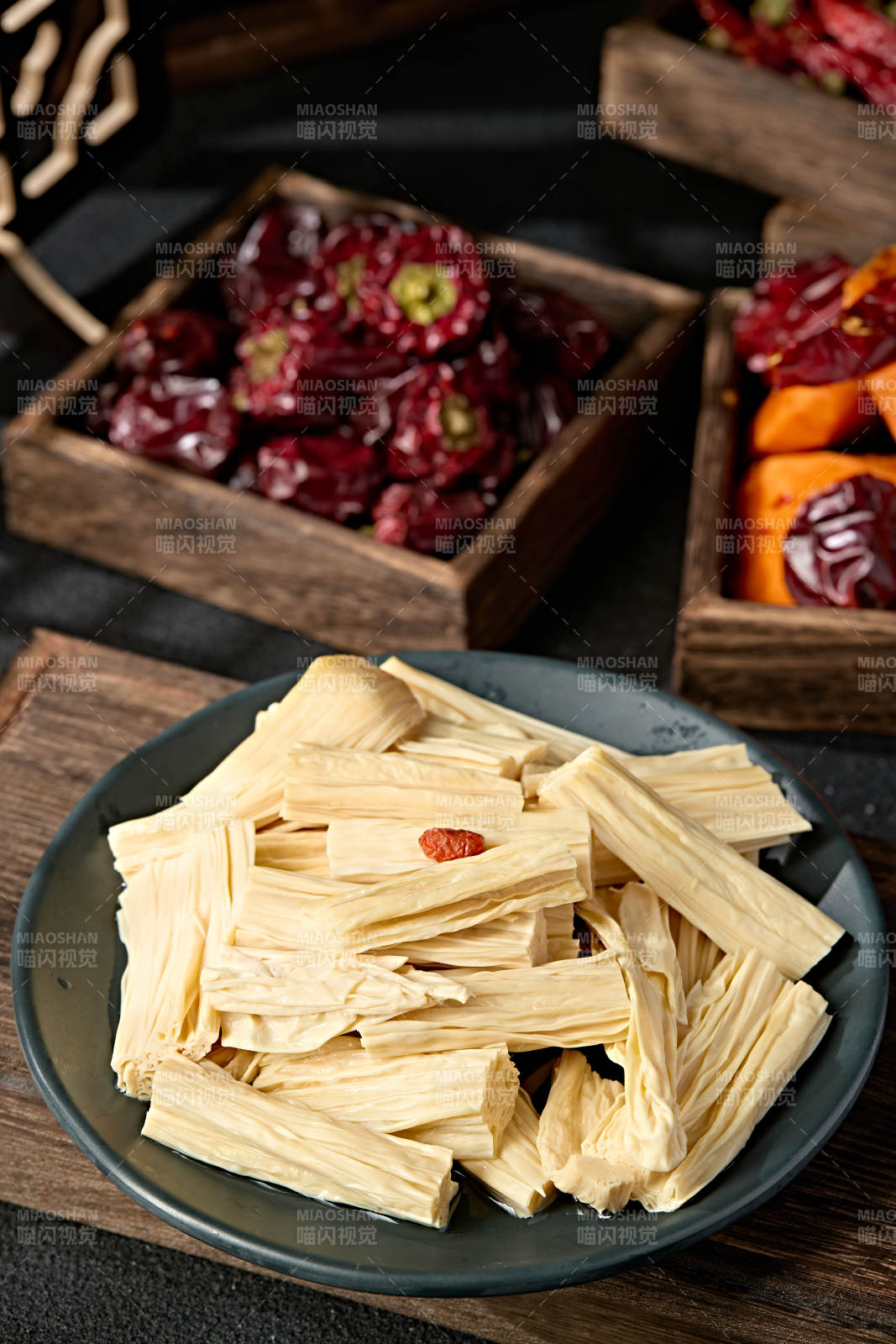 新鲜火锅配菜豆制品腐竹段图片