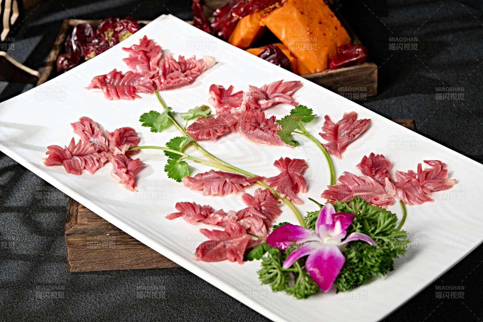 火锅涮品食材鲜切鸡胗图片