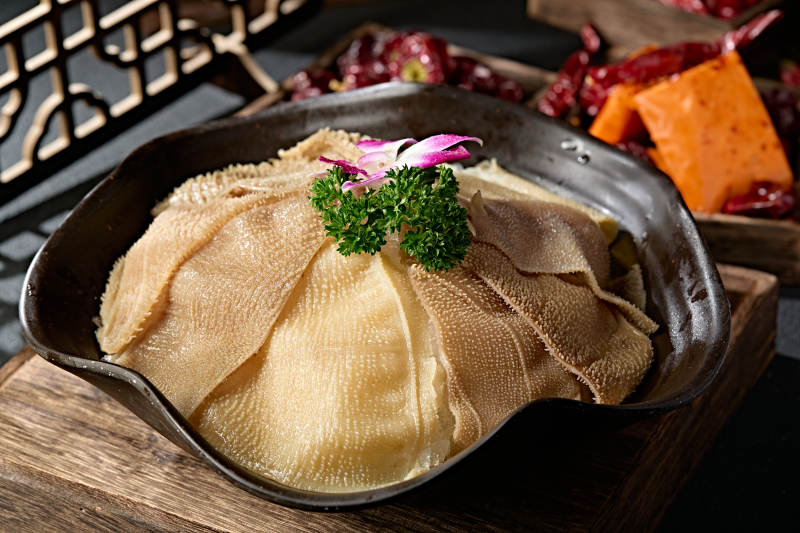 重庆火锅食材鲜嫩大片毛肚图片