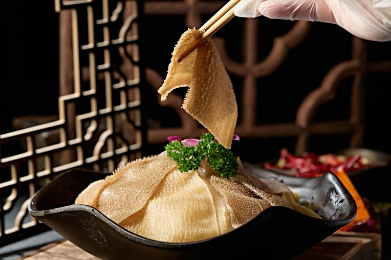 重庆火锅食材鲜嫩大片毛肚图片