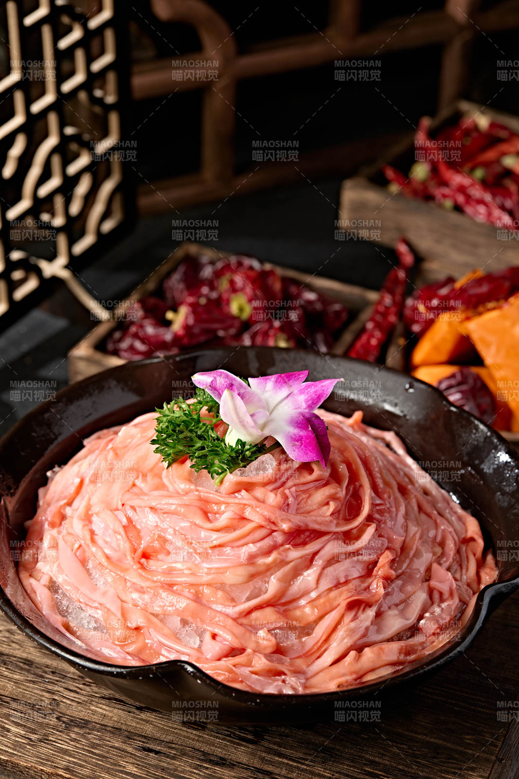 重庆火锅食材鲜嫩鸭肠图片