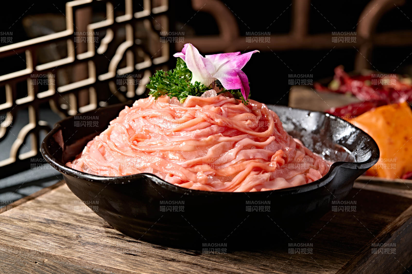 重庆火锅食材鲜嫩鸭肠图片