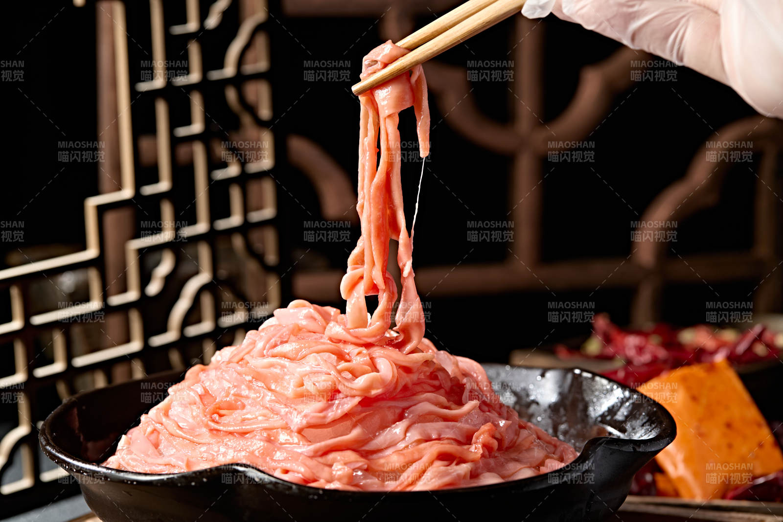 重庆火锅食材鲜嫩鸭肠图片