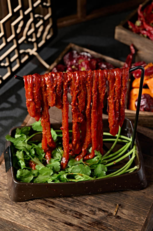 重庆火锅食材晾干麻辣筷子牛肉图片