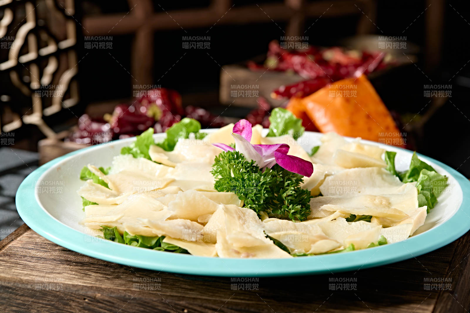 重庆火锅食材牛黄喉牛心管图片