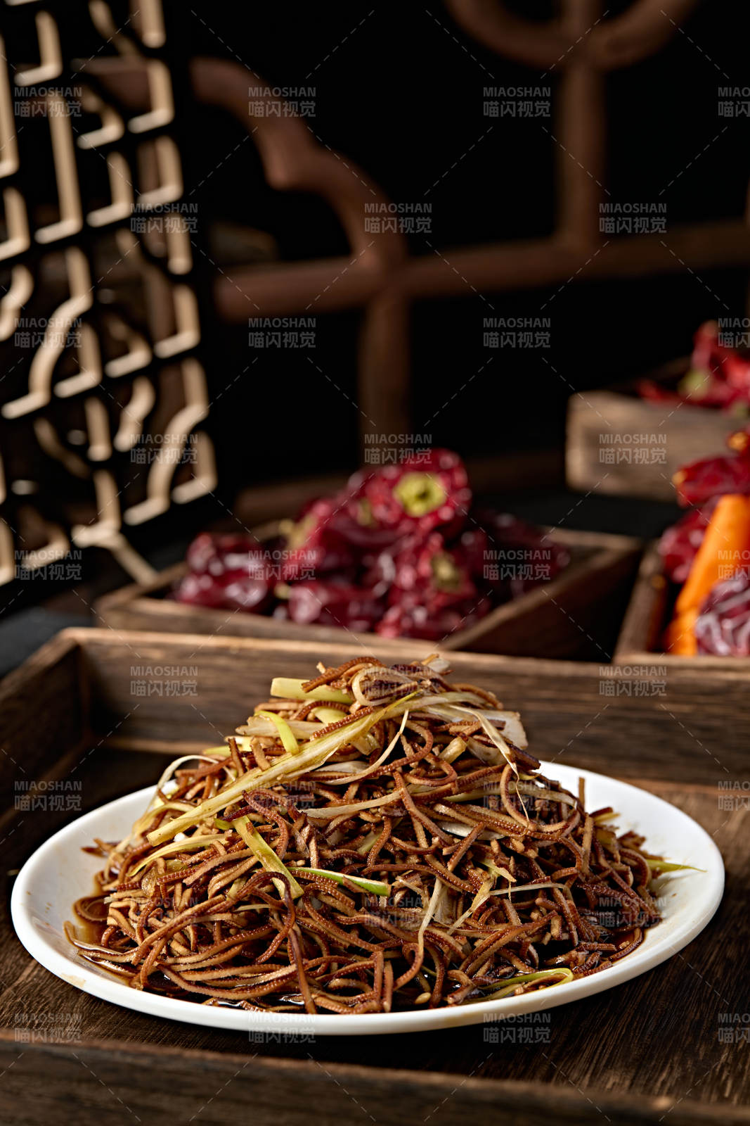 香葱老醋凉拌黑豆腐丝图片