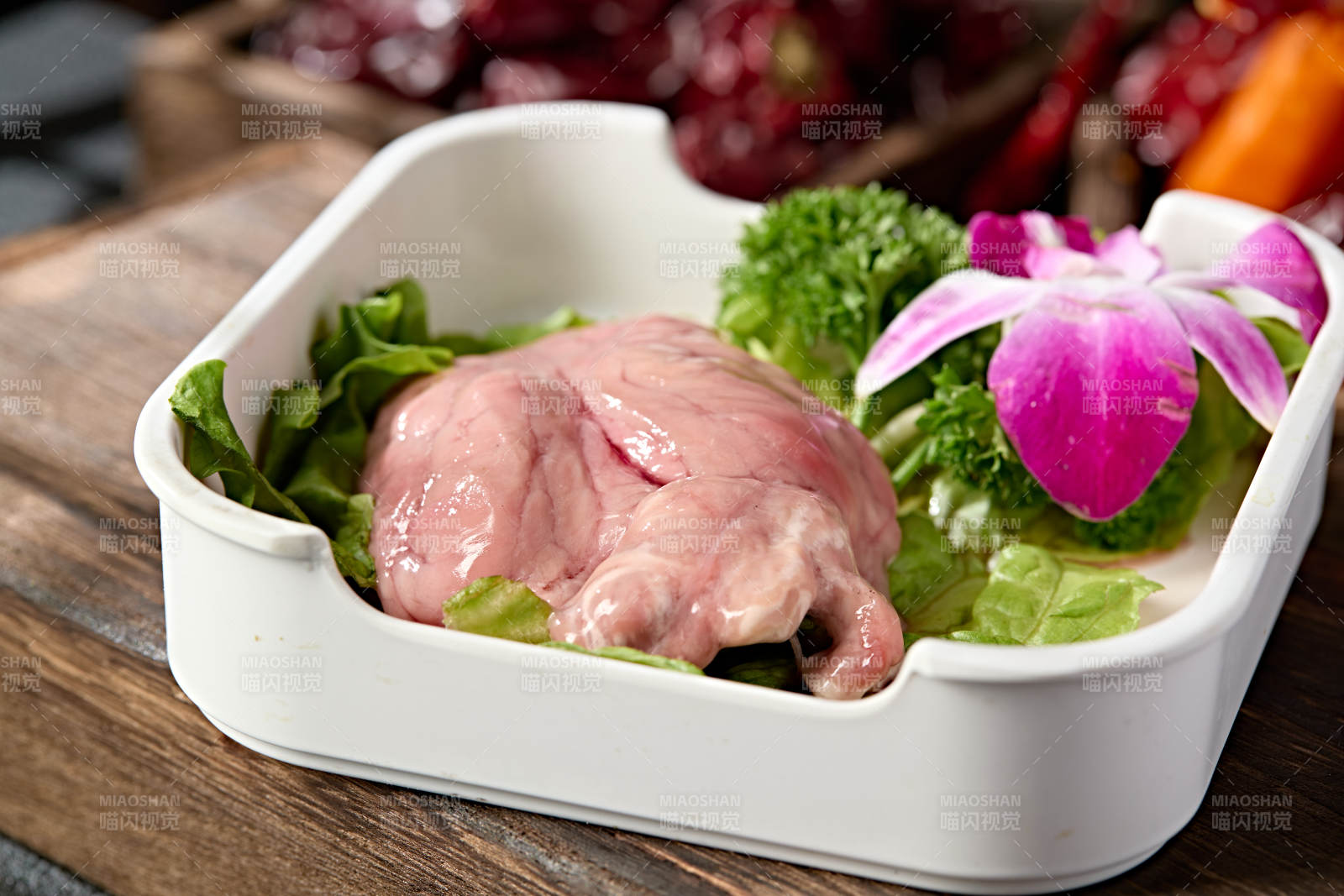 火锅食材鲜猪脑花图片