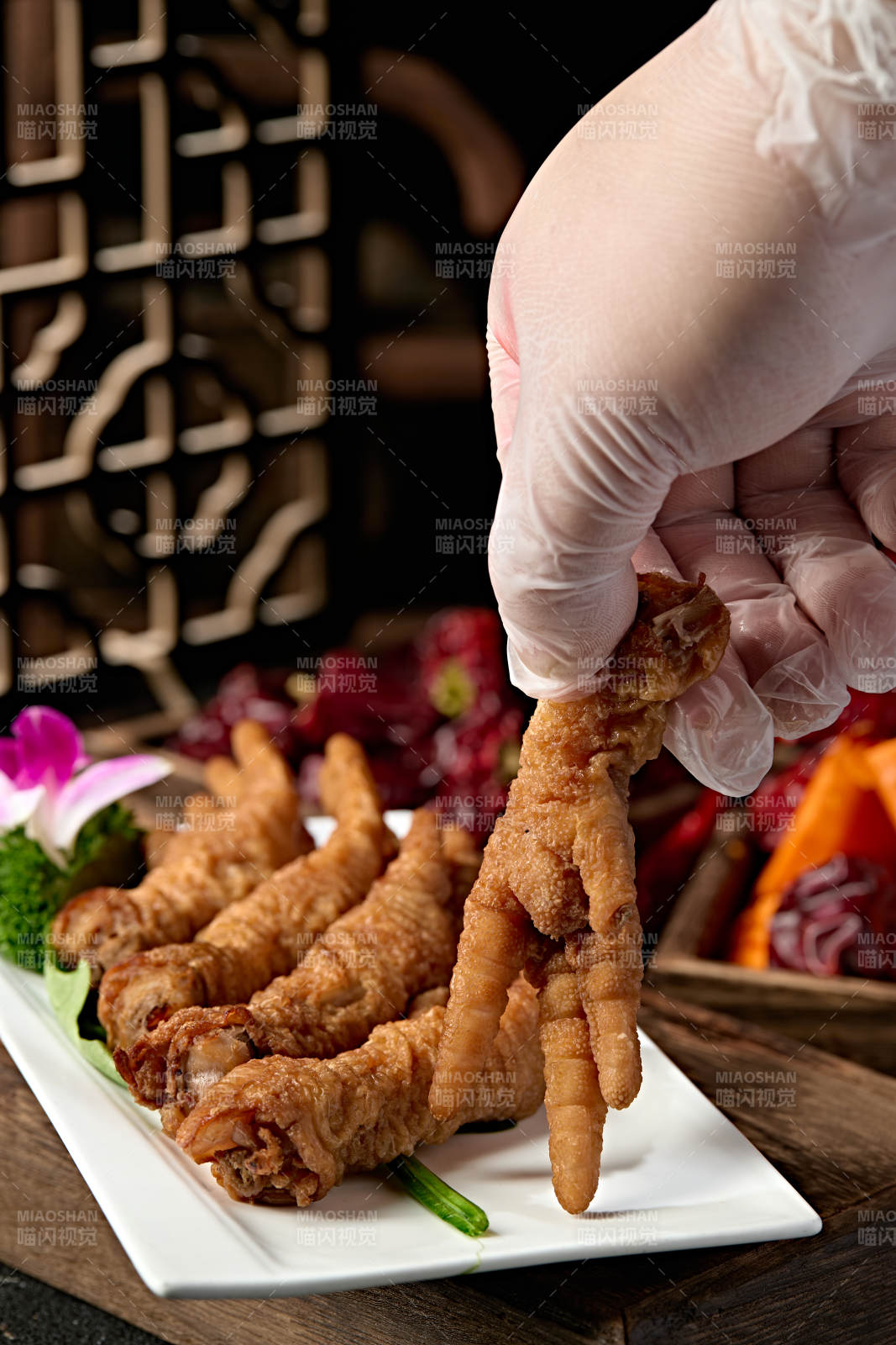 火锅食材涮虎皮鸡爪图片