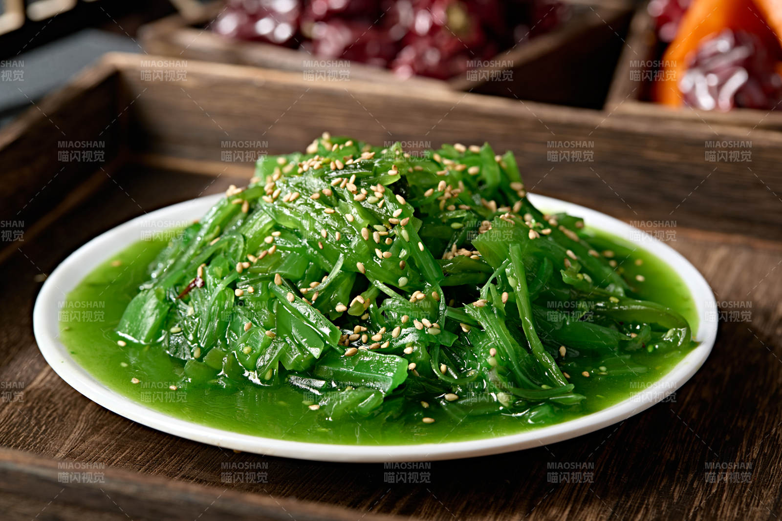 美味凉菜腌渍裙带菜图片