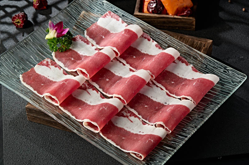 极品火锅食材安哥拉牛肉肥牛切片图片