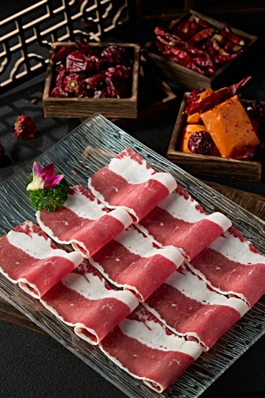 极品火锅食材安哥拉牛肉肥牛切片图片