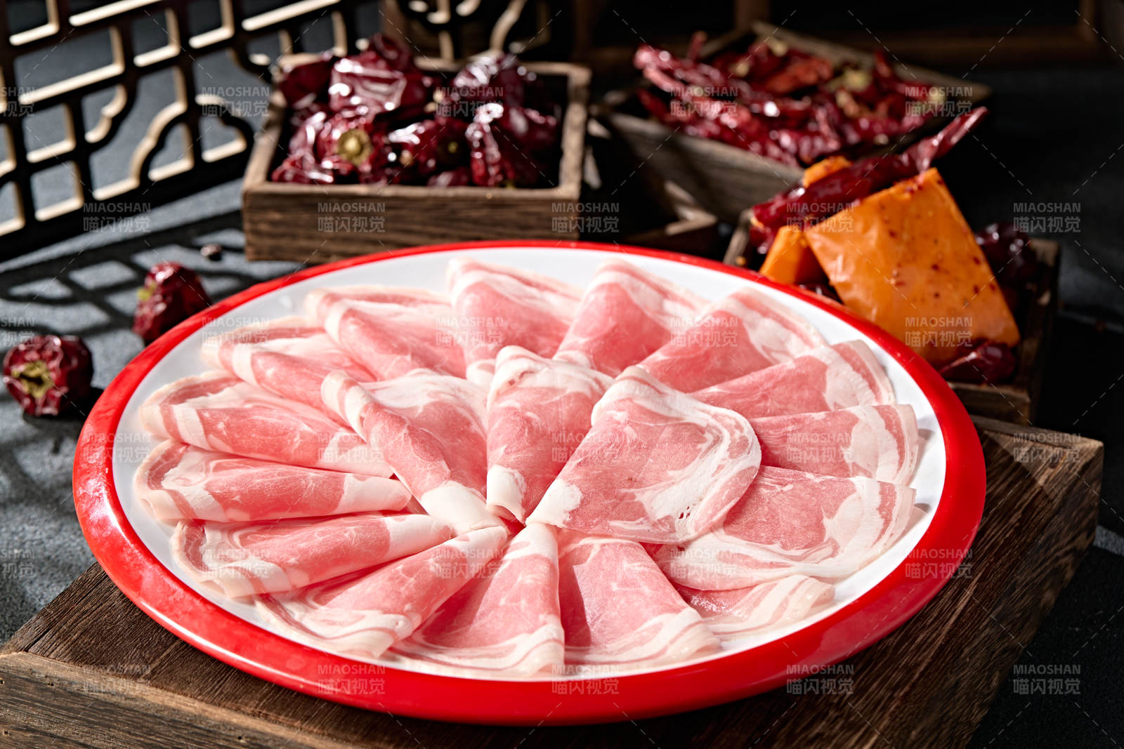 美味涮肉食材太阳卷肥羊肉切片图片