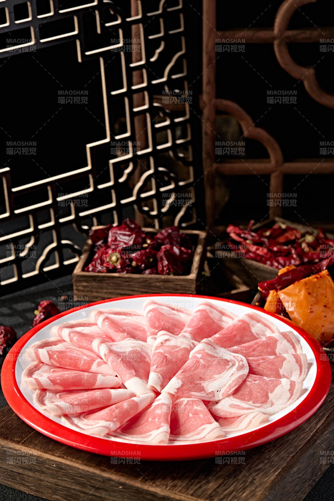 美味涮肉食材太阳卷肥羊肉切片图片