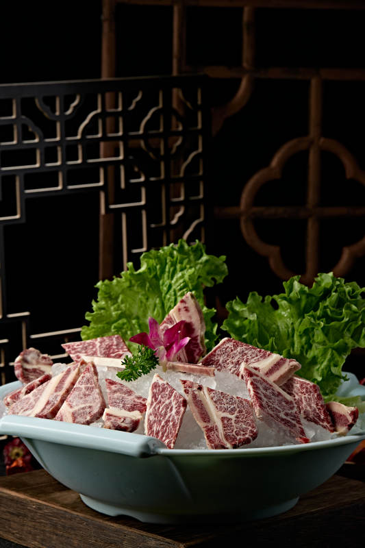 火锅涮肉食材雪花牛仔骨图片