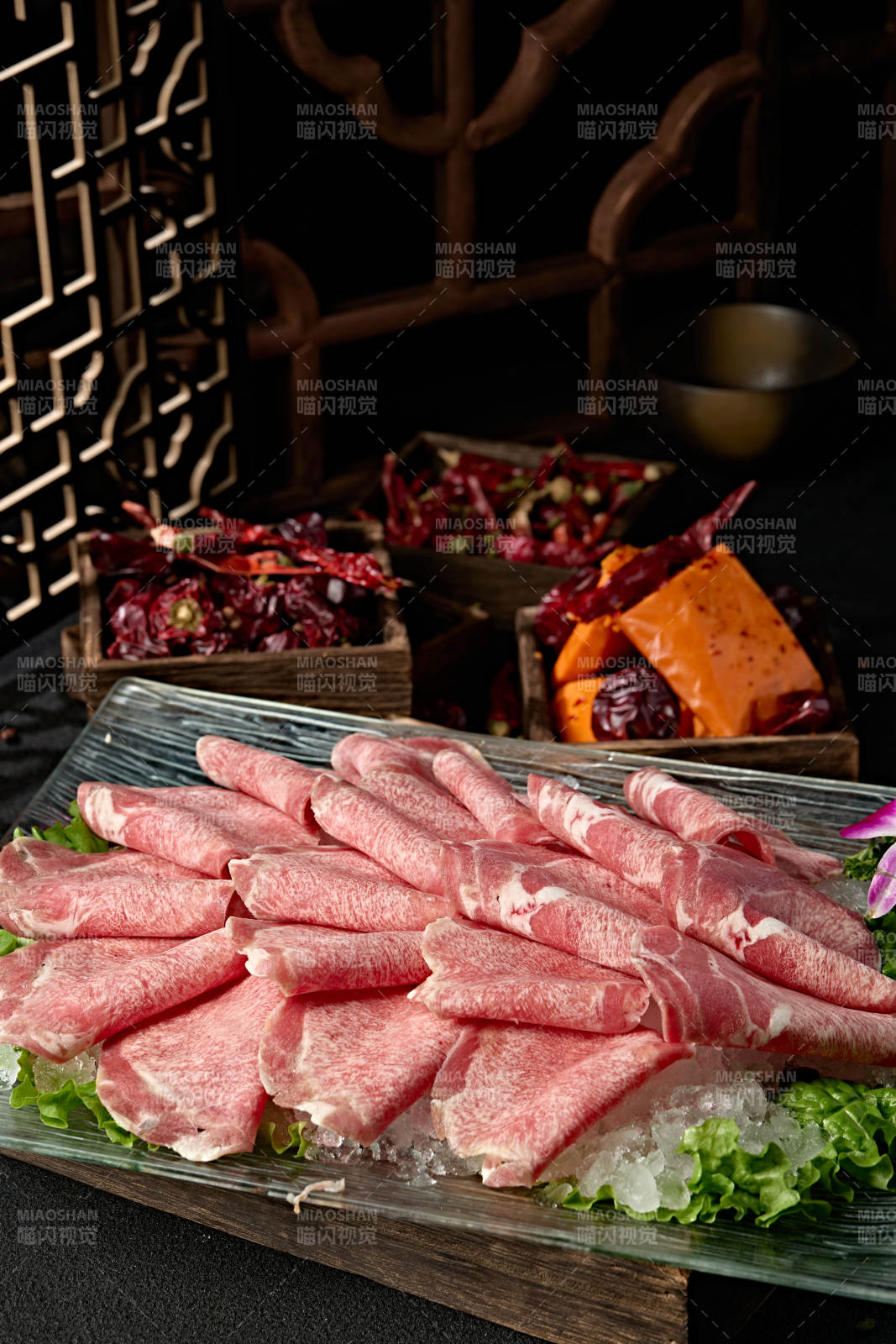 极品火锅食材草原牛舌肉卷切片图片