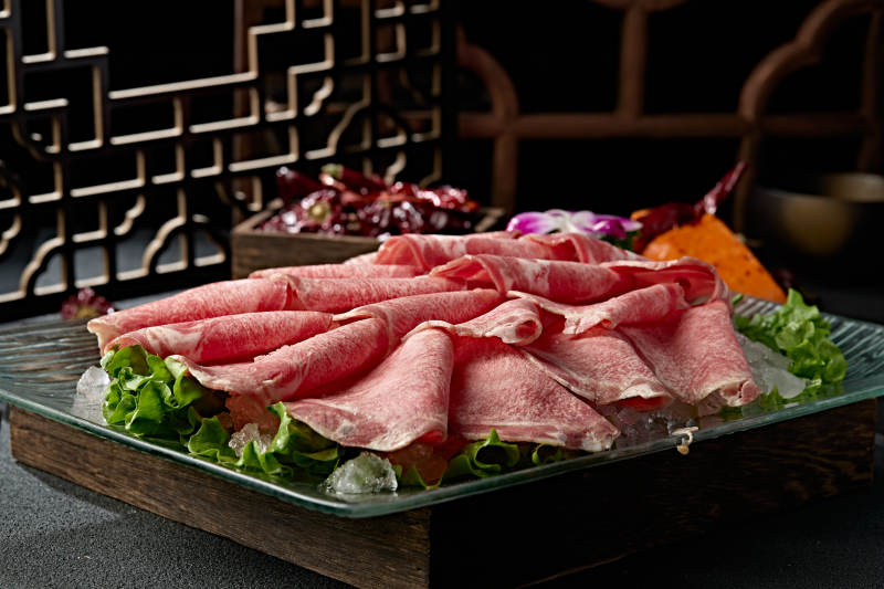 极品火锅食材草原牛舌肉卷切片图片