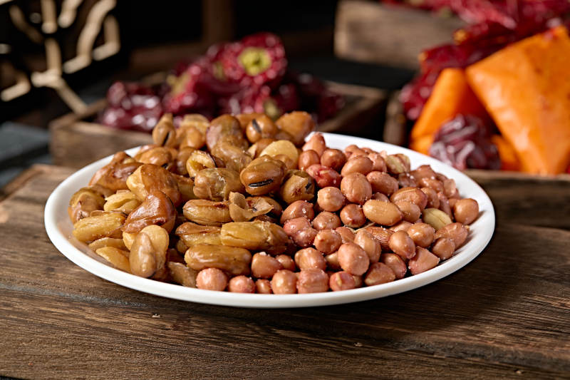 油炸花生米拼炸兰花豆图片