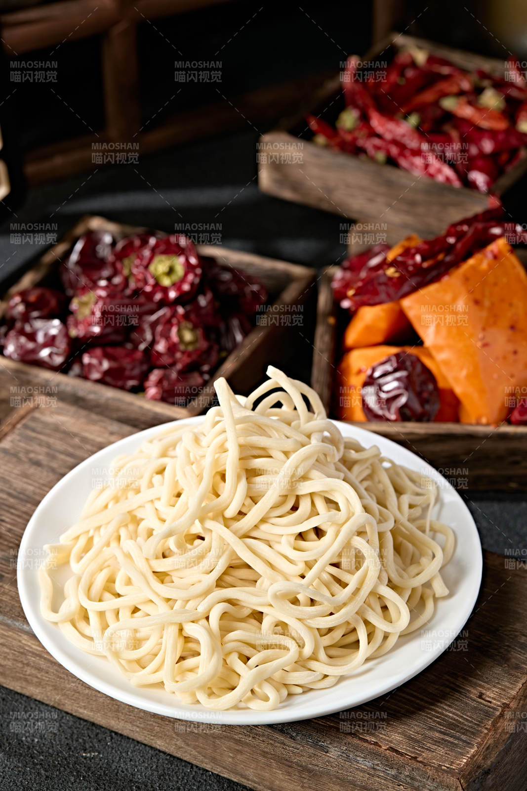 海底捞火锅食材手擀面条图片