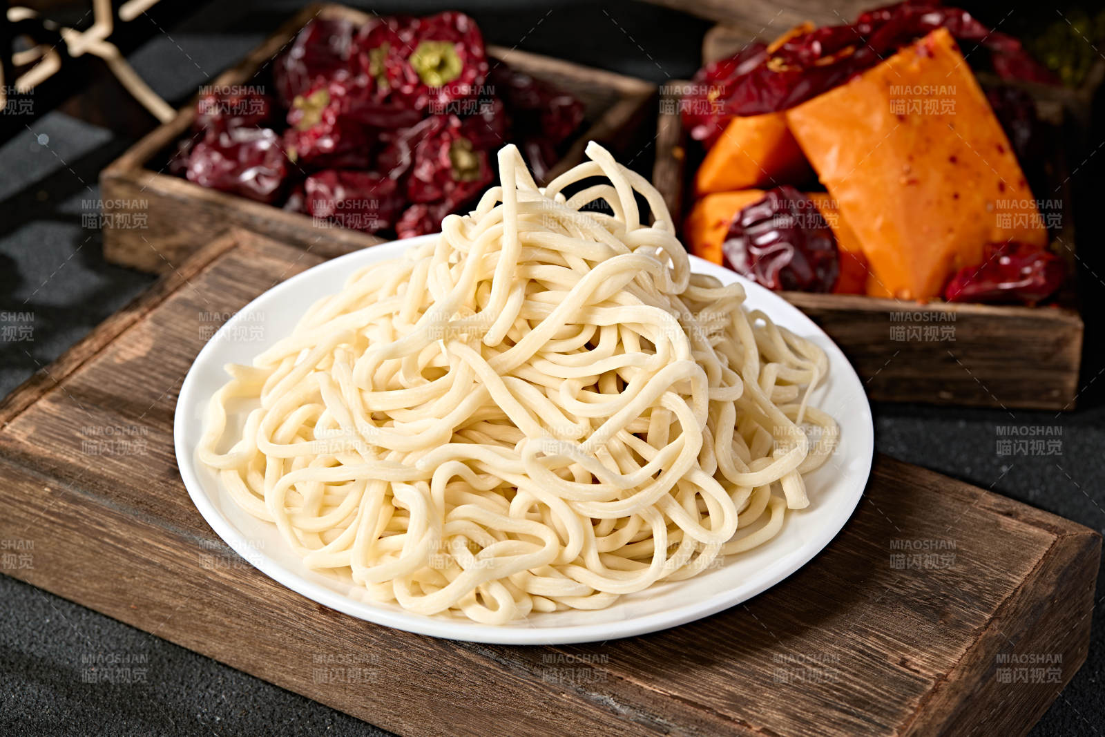 海底捞火锅食材手擀面条图片