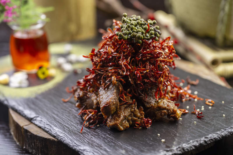 川香椒麻牛腩图片