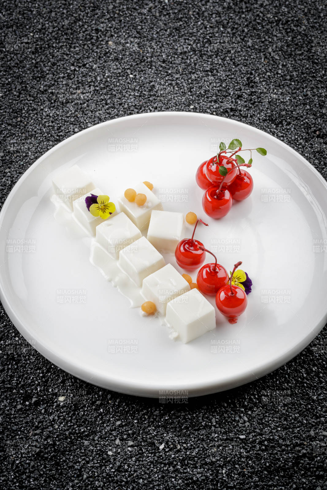 海棠杏仁豆腐图片