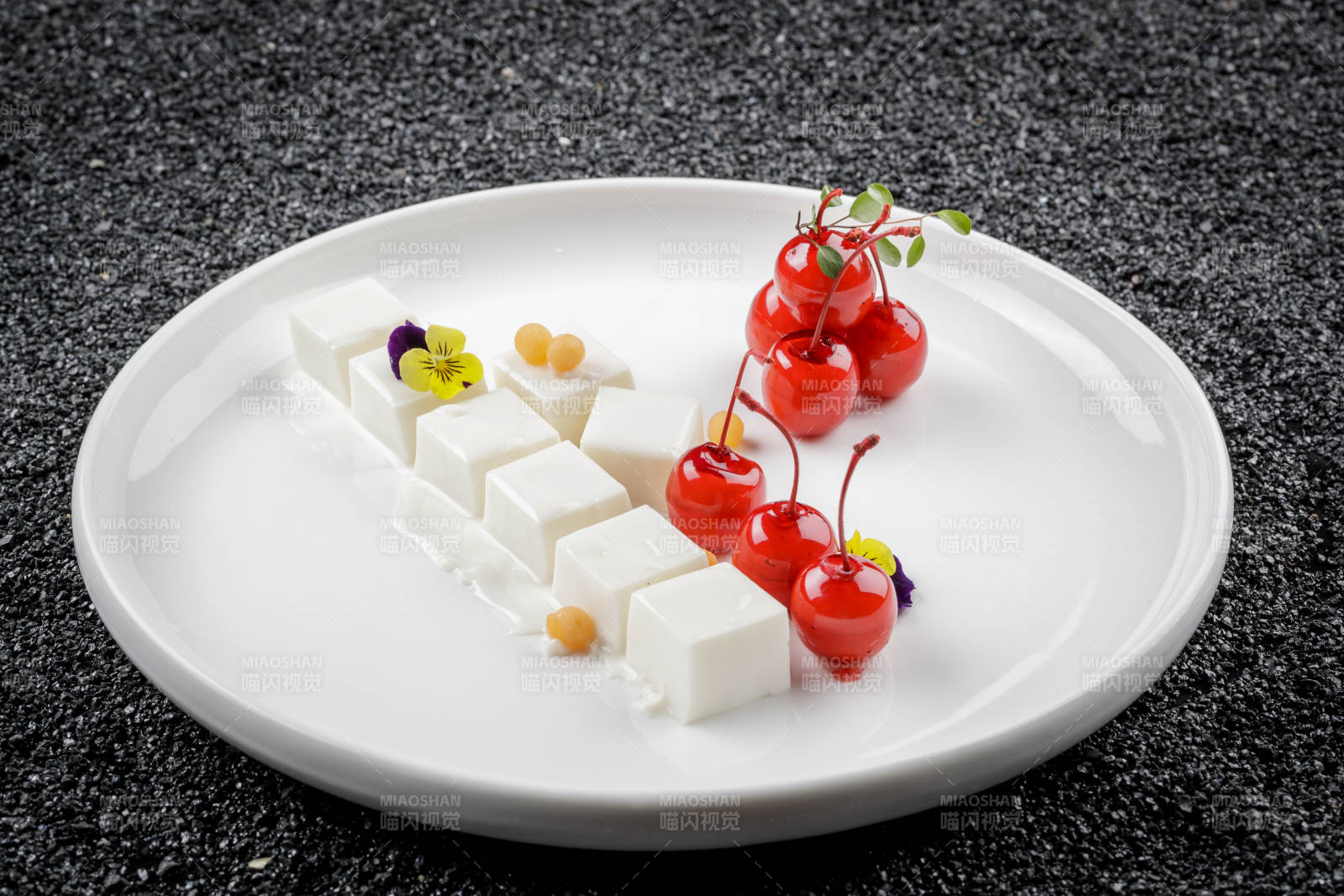 海棠杏仁豆腐图片