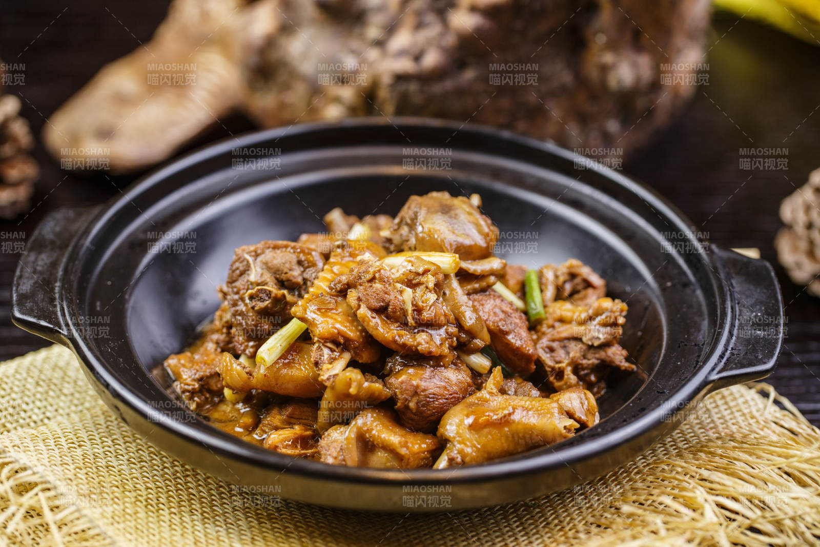 潮汕砂锅一品鸡图片