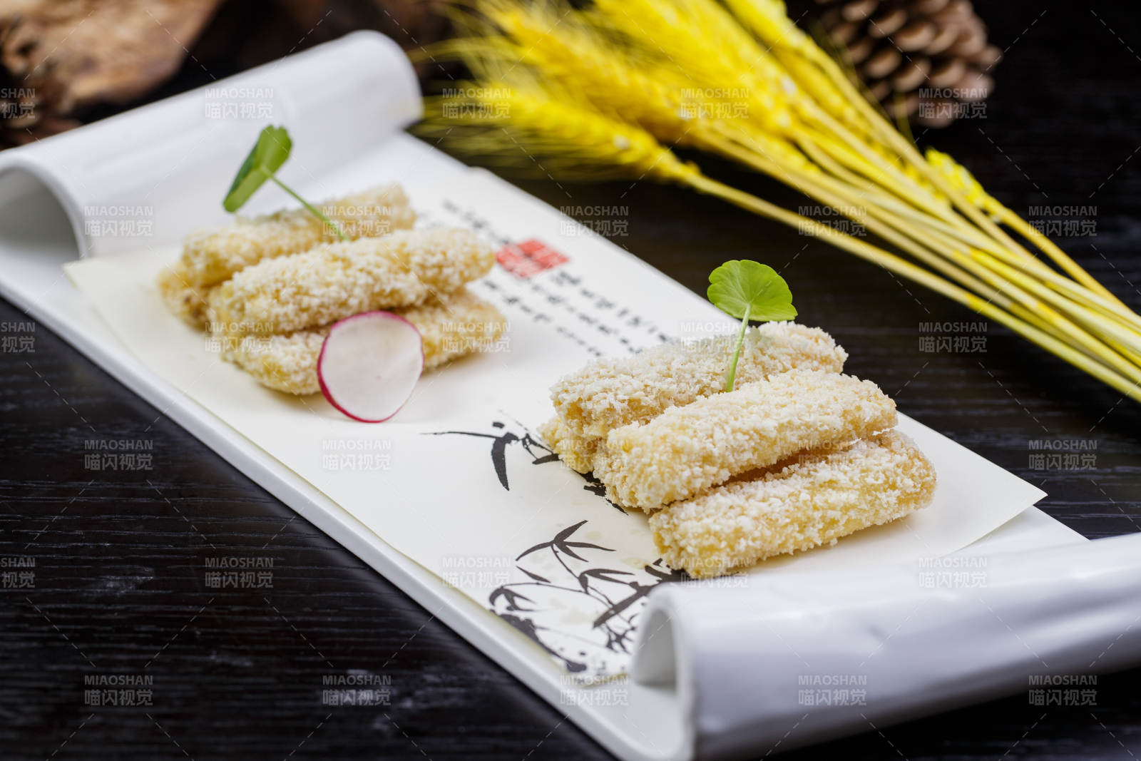 甜麦片水果春卷图片