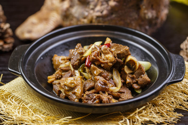 砂锅烧羊肉图片