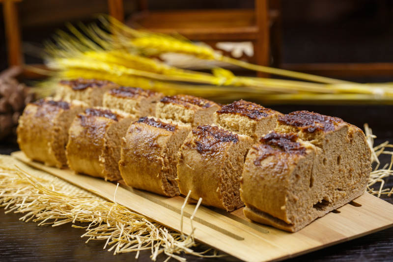 粗粮枣泥烤馍图片