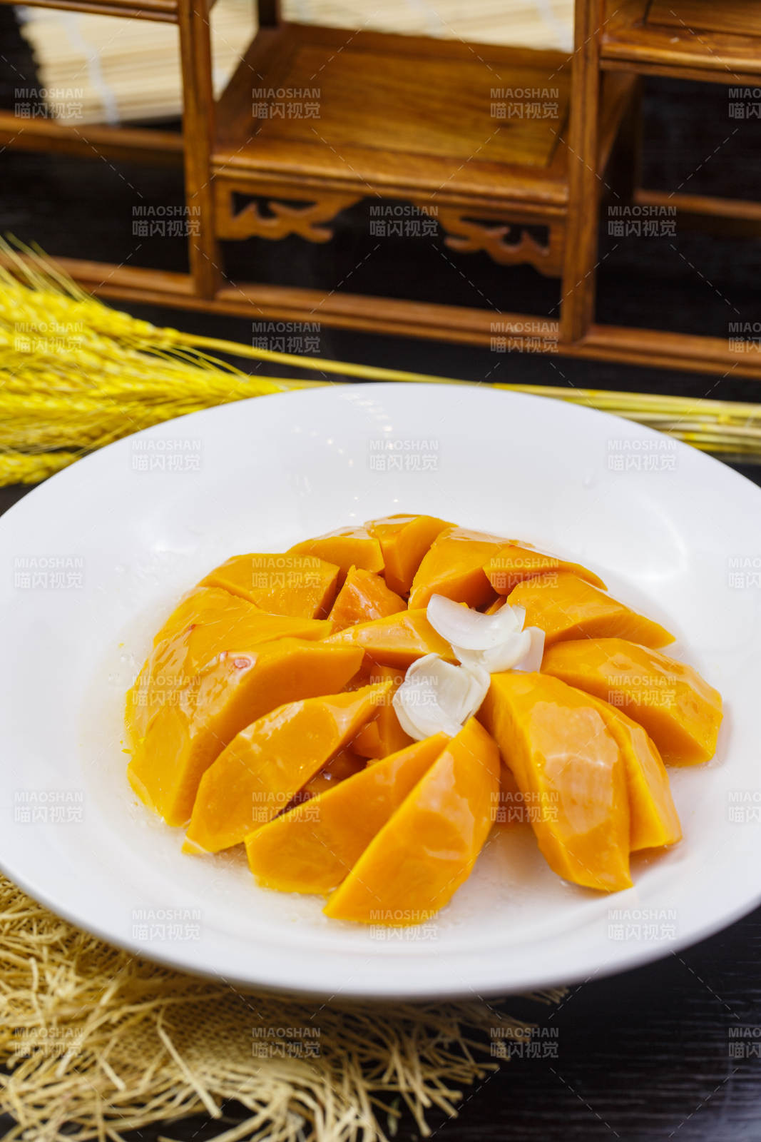 蜂蜜浇汁百合小南瓜图片