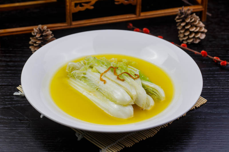 鲜浓鸡汤娃娃菜图片