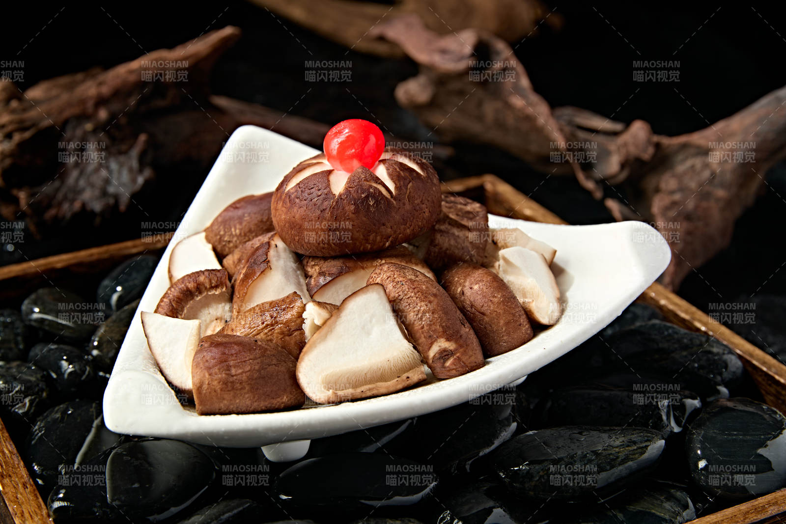 火锅食材花刀鲜香菇图片