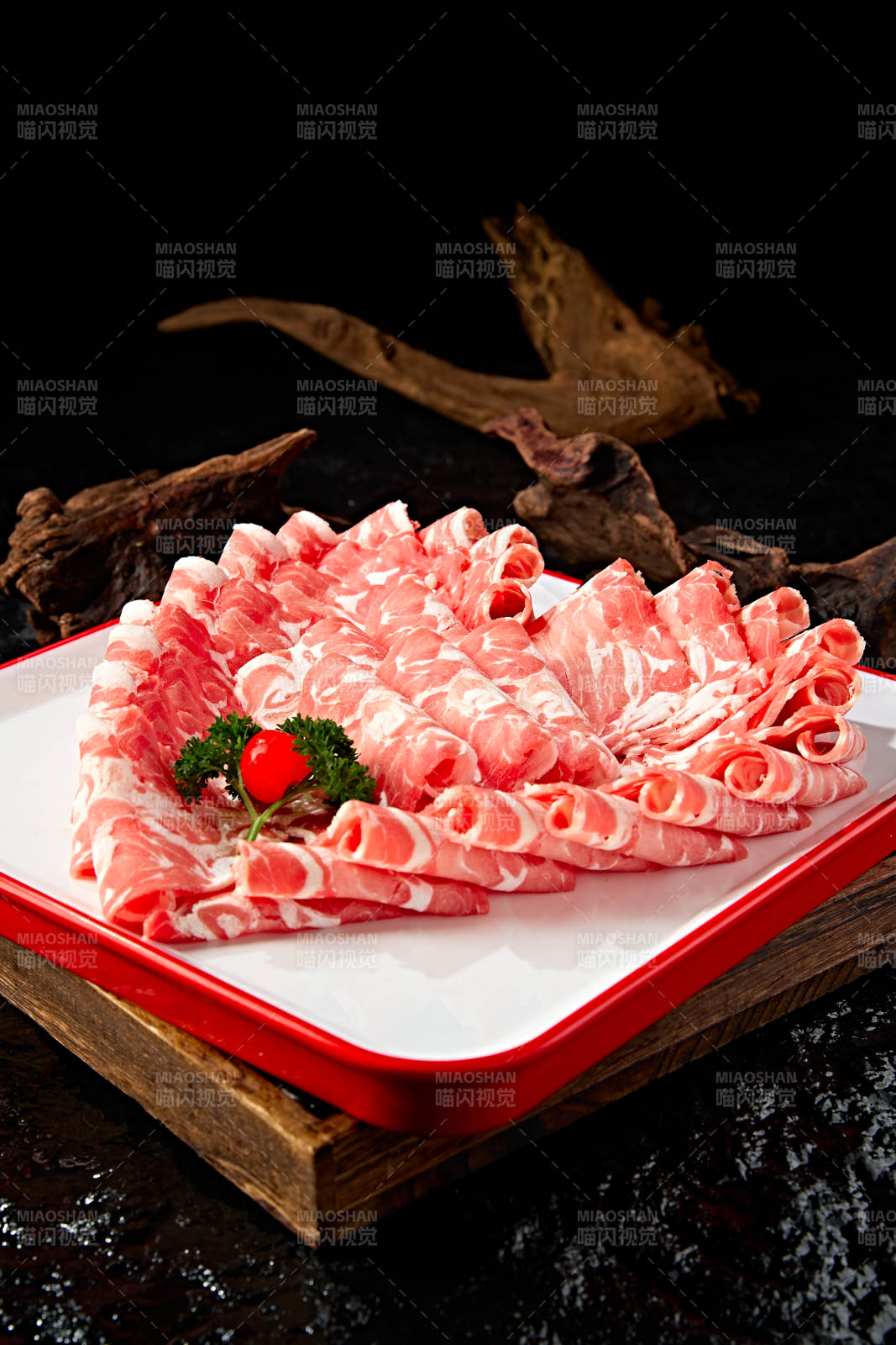 内蒙草原羔羊肉卷切片图片