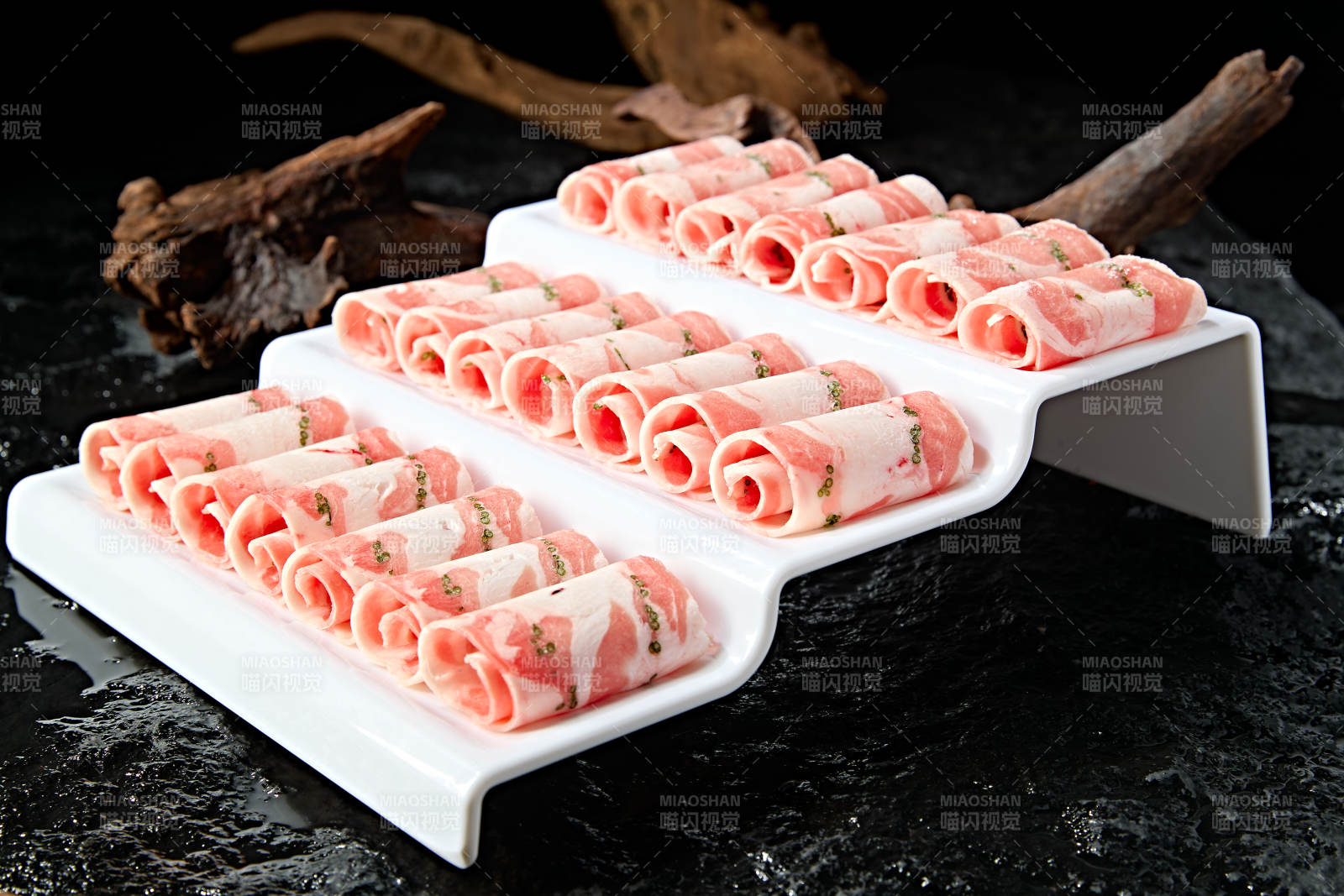 内蒙草原沙葱羔羊肉卷切片图片