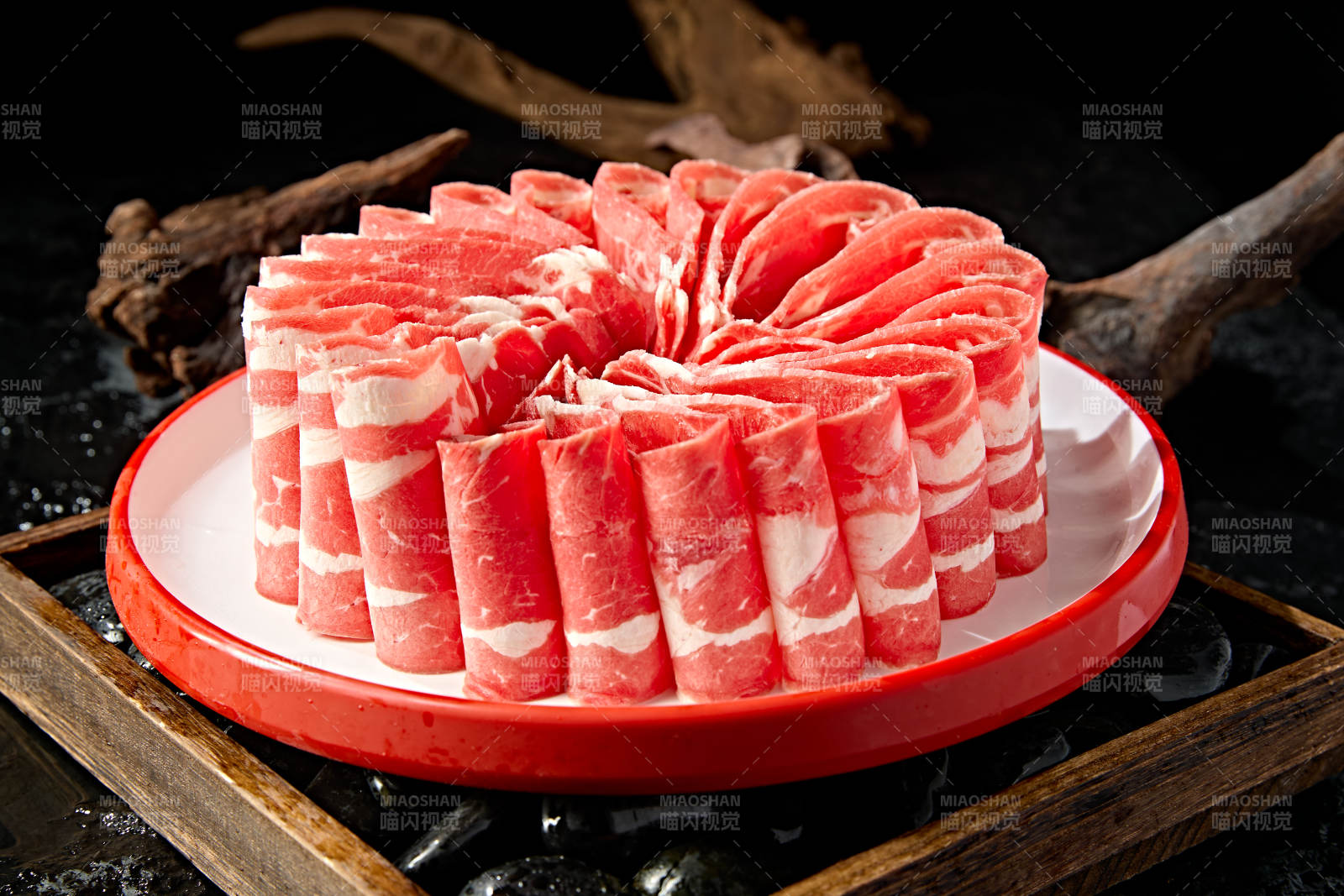 极品火锅食材上脑和牛切片图片