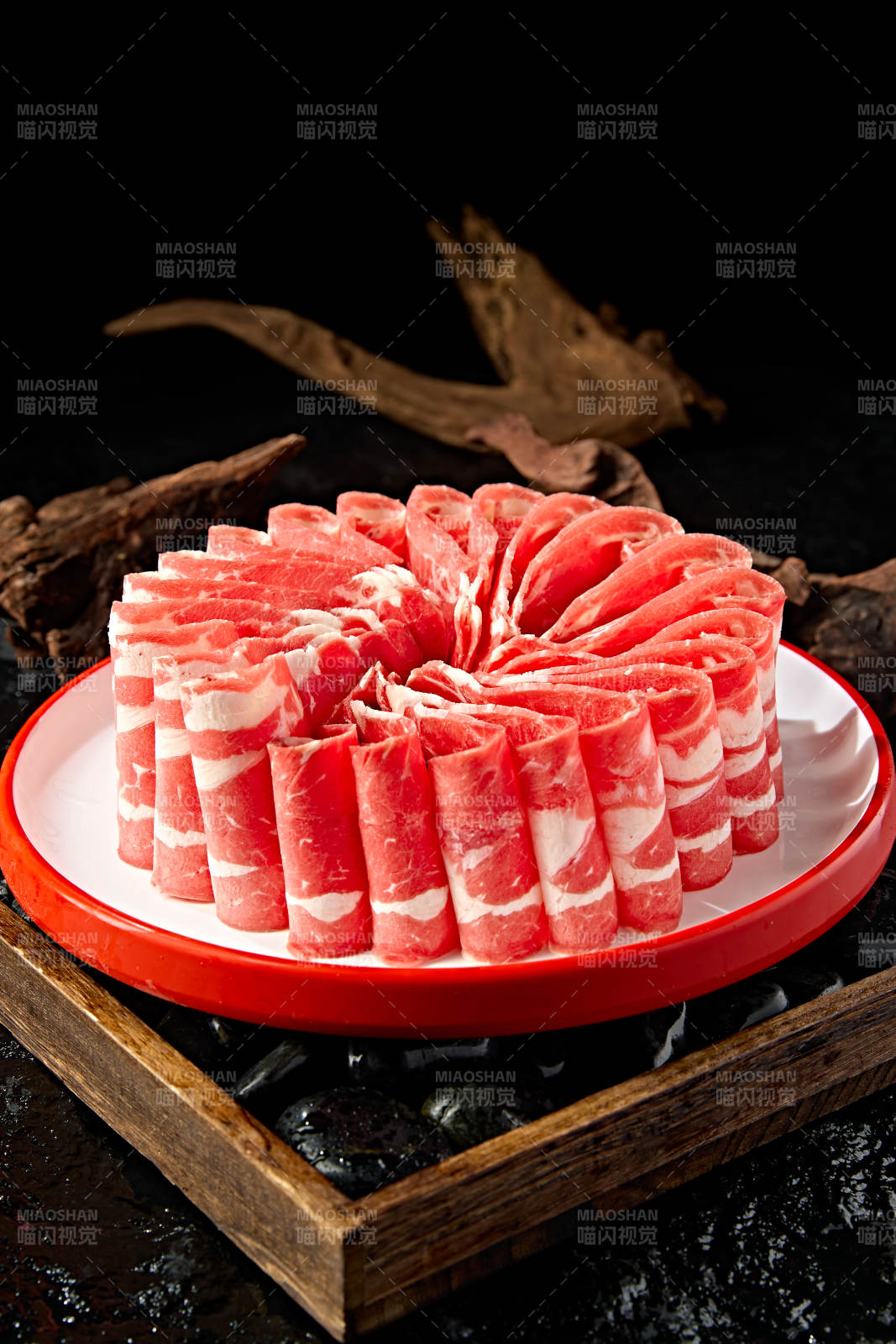 极品火锅食材上脑和牛切片图片