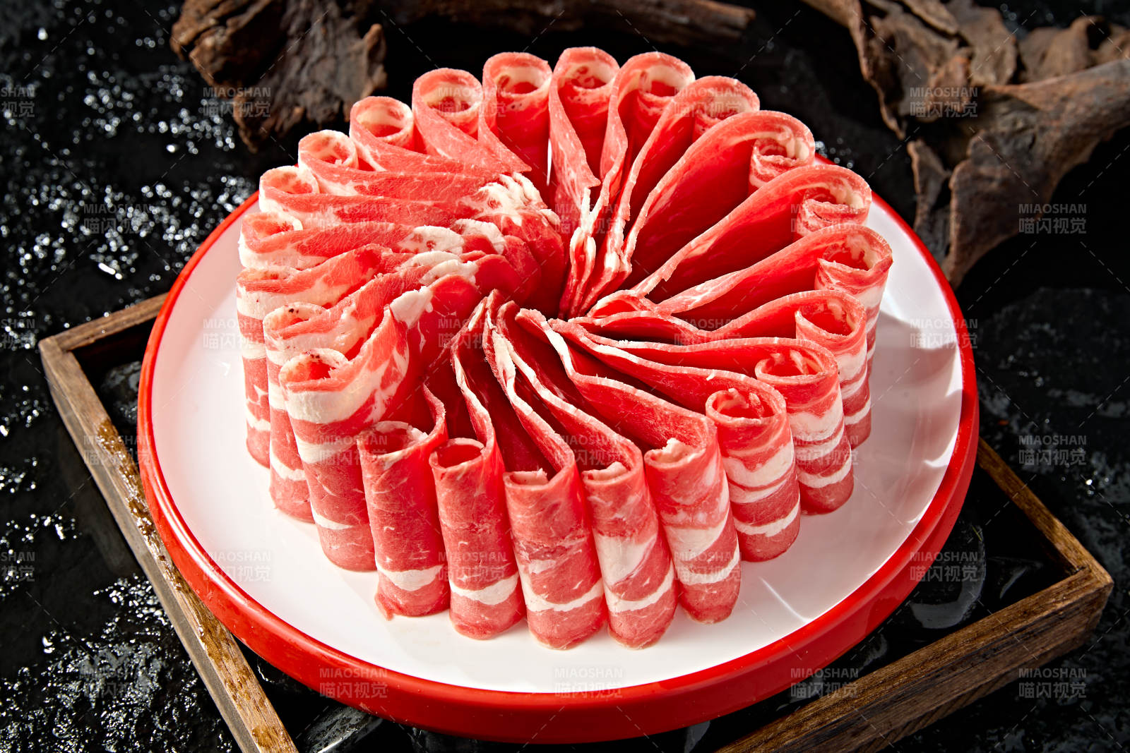 极品火锅食材上脑和牛切片图片