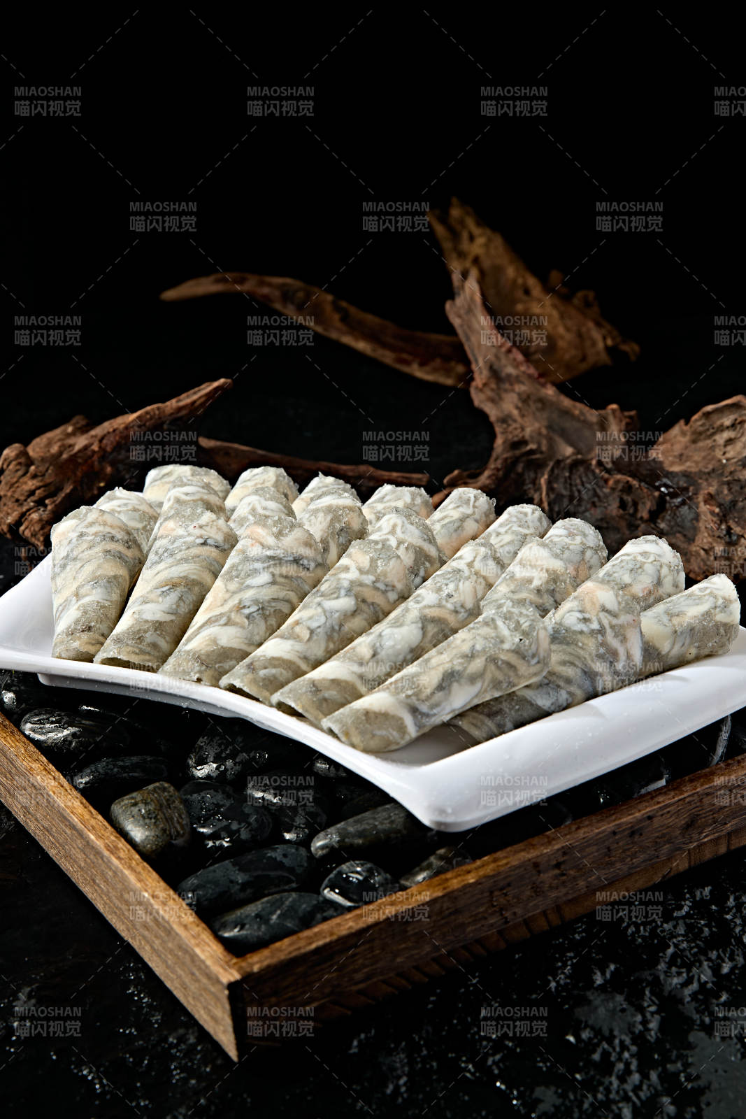 川渝火锅涮品乌鸡肉卷切片图片