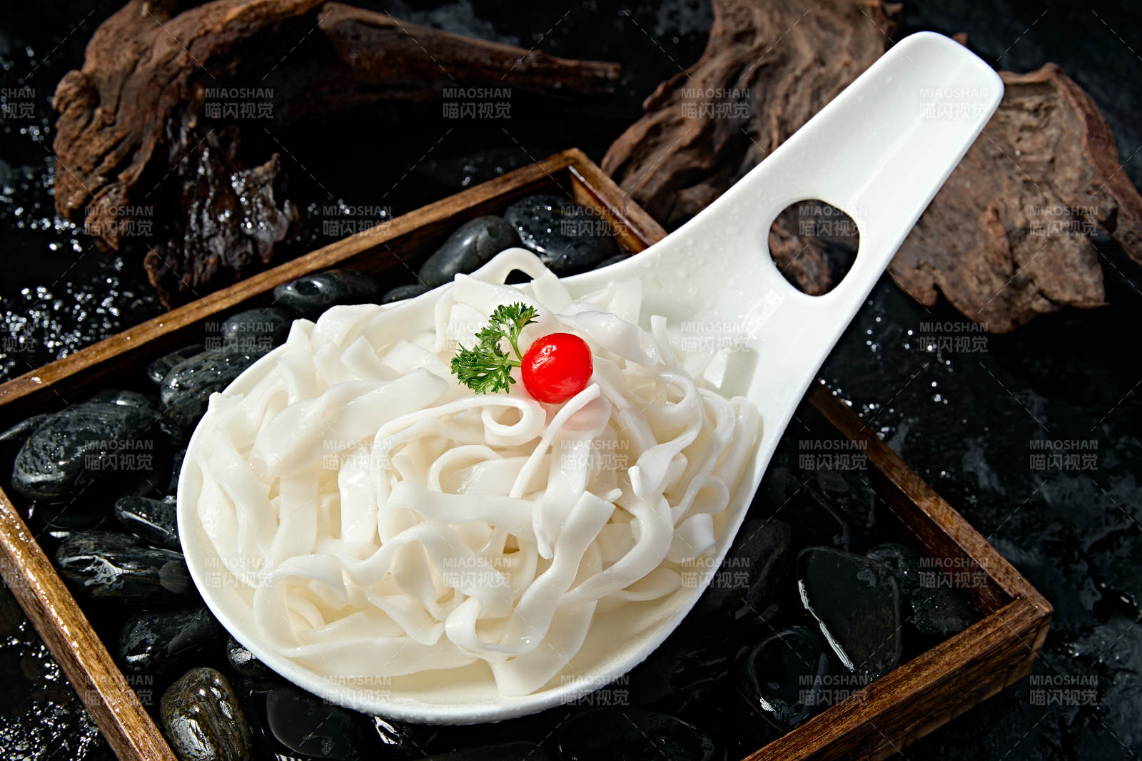 火锅食材新鲜红薯宽粉条图片