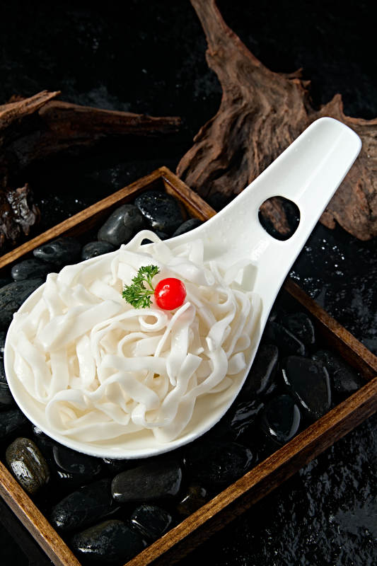 火锅食材新鲜红薯宽粉条图片