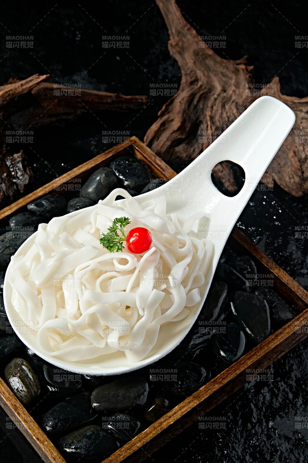 火锅食材新鲜红薯宽粉条图片