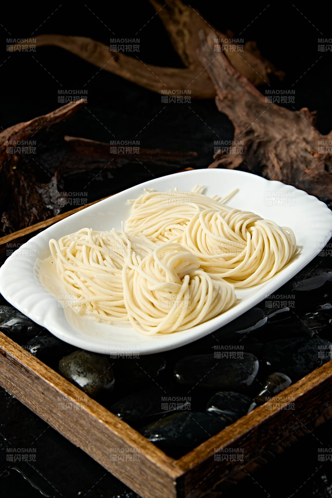 海底捞火锅食材手擀面条图片