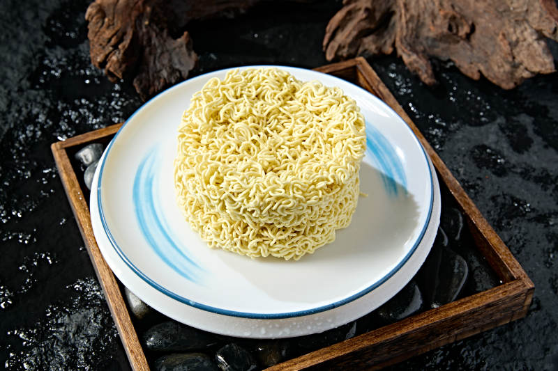 高档火锅料理食材方便面饼图片