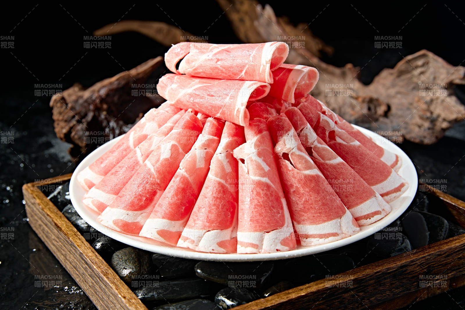 内蒙草原羔羊肉卷切片图片