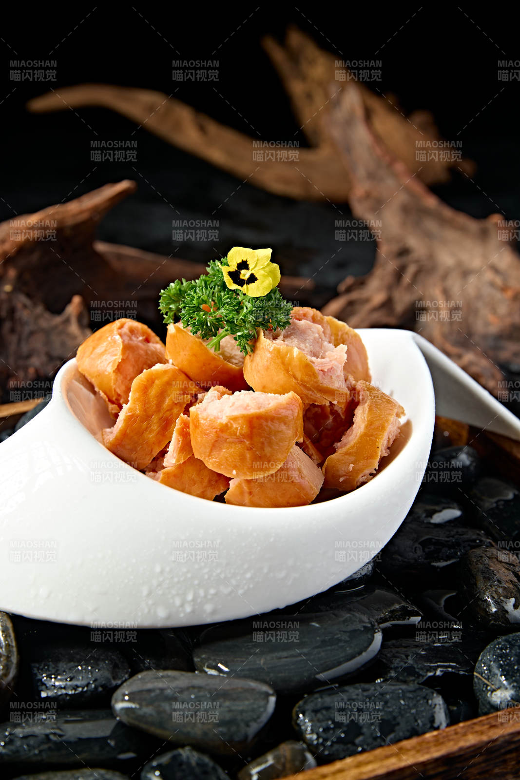 美味蒜香手掰肠图片