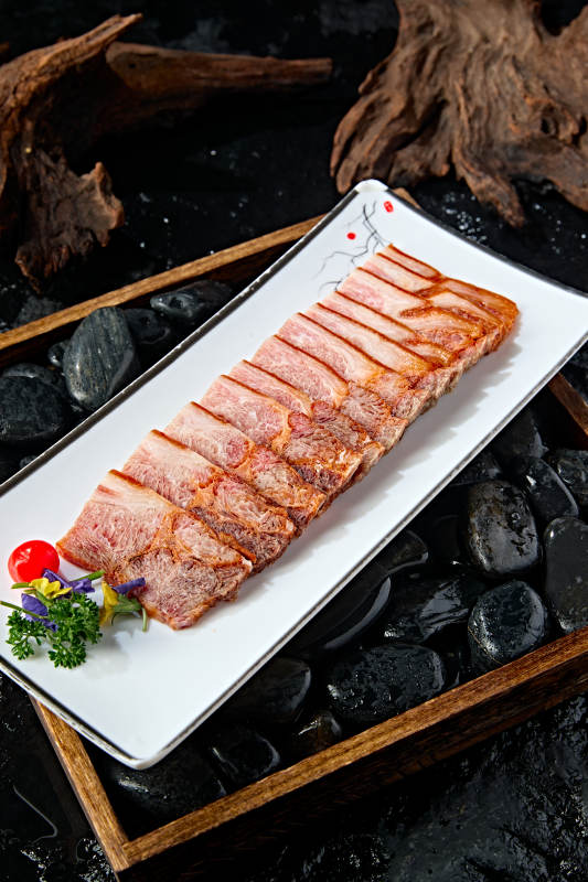 风味美食压猪耳丝皮冻切片图片